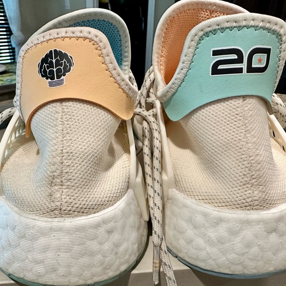 Auth Adidas Pharrell Human Made - Picture 4 of 11